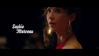 Mrs. Mills / Madame Mills, une voisine si parfaite (2018) - Trailer (French)
