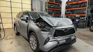 2022 Toyota Highlander Limited AWD - $24.200 . Авто со страховых аукционов США +12676324774 ватсап.