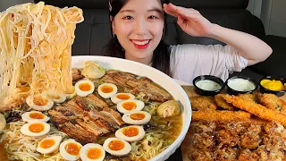 그래요! 저한텐 1인분이에요🥺 미소라멘 타코야키 새우튀김 크로케 먹방:) Ramen fried shrimp croquette octopus bread Mukbang