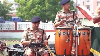 नीले नीले अम्बर पर... Constable Sovan Banerjee of ITBP sings at a regimental function.#Himveers