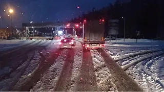 Дальнобой. Первый рейс и сразу залёт. На велике через границу, быстро , но холодно.