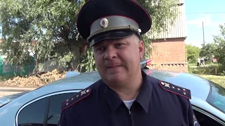 В Омске сотрудник ГИБДД оказал помощь гражданам на пожаре