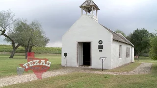 The Texas Bucket List - La Lomita Chapel