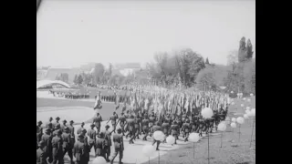 Die prächtige Parade der Rekruten der Schweizer Armee an der Expo