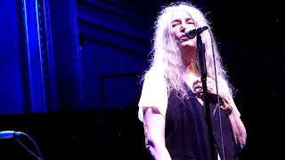 Patti Smith - London -- ONE TOO MANY MORNINGS (Bob Dylan) -- Royal Albert Hall - 5 October 2021