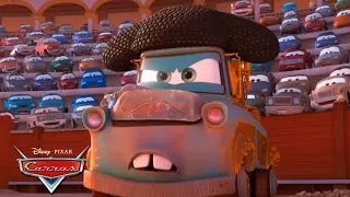 Momentos Assustadores Com Relâmpago McQueen e Mate | Pixar Carros