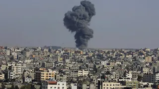 Hunderte Luft- und Raketenangriffe erschüttern Gazastreifen und Israel