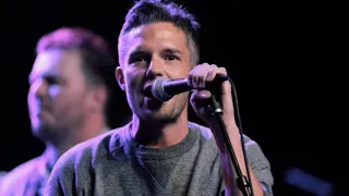 The Killers: Brandon Flowers - Got My Mind Set On You (Cover at George Fest)