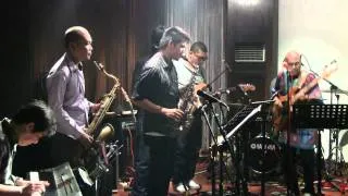 Yance Manusama's Funky Thumb - Cameleon @ Mostly Jazz 09/11/11 [HD]