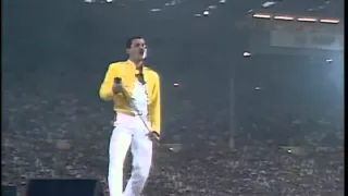 Queen - Raw Wembley