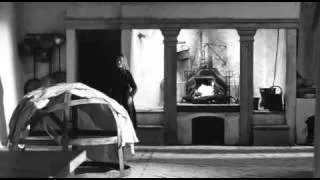 Fellini 8 1/2: asa nisi masa, ombra sul bianco