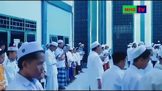 KH. Moh. Hasan Mutawakkil Alallah Pengasuh Pesantren Zainul Hasan Genggong