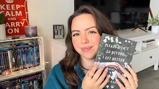 Book ASMR 📚| Book Tapping, Scratching, Page Turning, Tracing, Gripping/Grasping (Minimal Whispering)