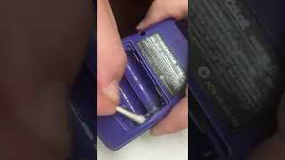 Can DKOldies Fix This Broken Gameboy?