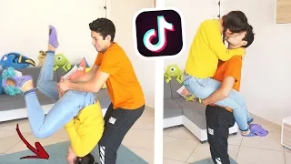 RICREIAMO I TIK TOK DI COPPIA PIÙ VIRALI! *Dominick si è fatta male*