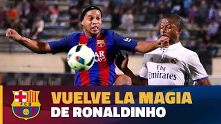 BARÇA LEGENDS - Ronaldinho masterclass in Beirut