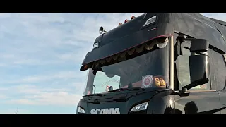 SCANIA S500 BLACK&RED DE RAFAEL