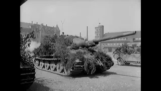 第512重戦車駆逐大隊のヤークトティーガー (Jagdtiger)、ベルゲパンター (Bergepanther)（画質良、比率修正）