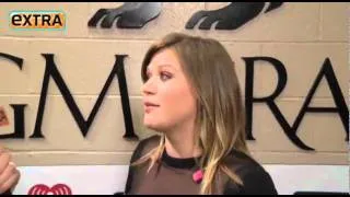 Kelly Clarkson   Interview   iHeart Music Festival Backstage