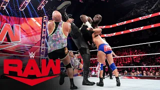 Omos vs. local competitors - 4-on-1 Handicap Match: Raw, Oct. 24, 2022