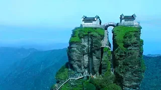 The most dangerous Chinese temple, built on the cliffs of Wonderland, with life worthy of worship!