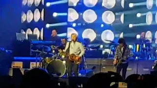 Paul McCartney live in London freshen up tour 02 December 16th Get back ft Ringo starr.ronnie wood