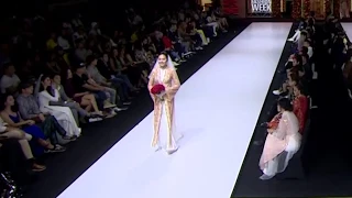 Several models trip and fall in wedding dresses during Vietnam Fashion Week Spring/Summer 2019
