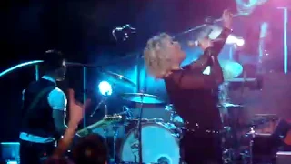 Kim Wilde - Never Trust A Stranger  - Live - CCH Arena, Hamburg, Germany (04-03-2011)