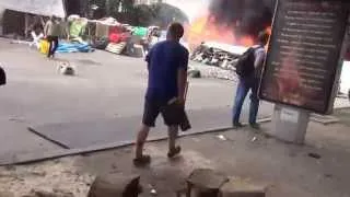 На Майдане горят шины возле "Дома профсоюзов"