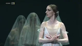 Kizzy Matiakis, Ida Praetorius and Andreas Kaas in "Giselle" - Royal Danish Ballet 2016