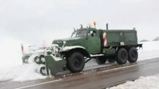 Zil 157KE mit Schneefräse D-470, 2010