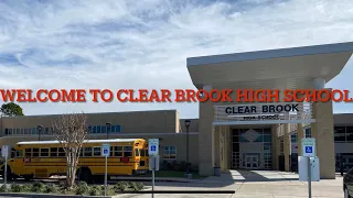 Visiting CLEAR BROOK High School, Houston, Texas [Cuộc sống ở Mỹ] (Life in America)