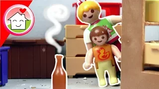 Playmobil Film deutsch - Flaschengeist im Keller??? - Familie Hauser Spielzeug Kinderfilm