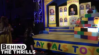 8 year old faces Chucky From Child’s Play at HHN 28