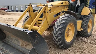 Универсальный солдат))) Экскаватор погрузчик Komatsu WB97s