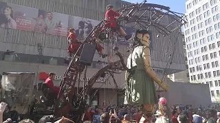 MONTREAL - Giant Marionettes Parade