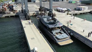 EXTRA 86 - M/Y Haze Launch