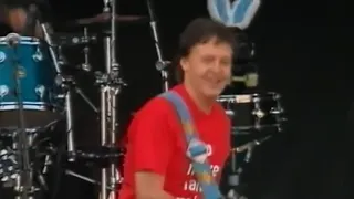 Hey Jude/Yesterday/Let It Be/The End -- Paul McCartney, (Санкт-Петербург, Дворцовая площадь, 2004)