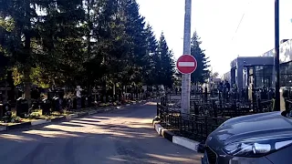 РУССКИе лётчики..в Москве .на николоархангельском кладбище продаются со спецназовцом