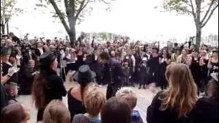 flash mob mickeal