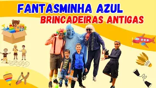 BRINCANDO COM O FANTASMINHA AZUL | Brincadeiras Antigas 🤹‍♂️