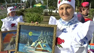Выставка изделий декоративно-прикладного искусства и ремесел мензелинцев ко дню Республики Татарстан