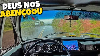 ENFRENTAMOS UMA CHUVA MUITO FORTE COM A KOMBI 😢