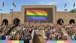 Sochi Olympics: Swedes show LGBT support by singing the Russian National Anthem