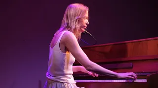 Frida Hyvönen - Dirty Dancing  Live