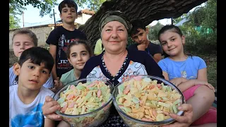 Grandmother made colorful chips for the children in the village | One day in Azerbaijan village