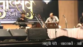 Jaduchi Peti - Jhumka Gira re LIVE in Concert