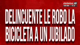 Le robó la bicicleta a un jubilado... ¡y vecino lo bajó de una patada!