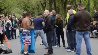 New York - Street Acrobat performance - Central Park - PART 2