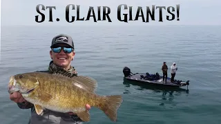How to Catch BIG SMALLMOUTH BASS on Lake St. Clair in the Spring!